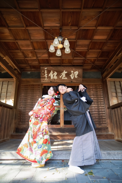 知っておきたい！結婚式前撮りのこと 参考にしたいポーズアイデア