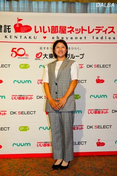ジャンボ尾崎に弟子入りして開眼!? 初Vに期待のかかる泉田琴菜は平均250Yでも「方向性重視」のスイングだった プロコーチが解説2025年9月22日掲載- ライブドアニュース