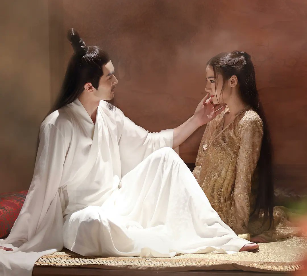 2024 ディリラバ歴代彼氏は10人！現在妊娠中で結婚間近？華流芸能HEADLINE