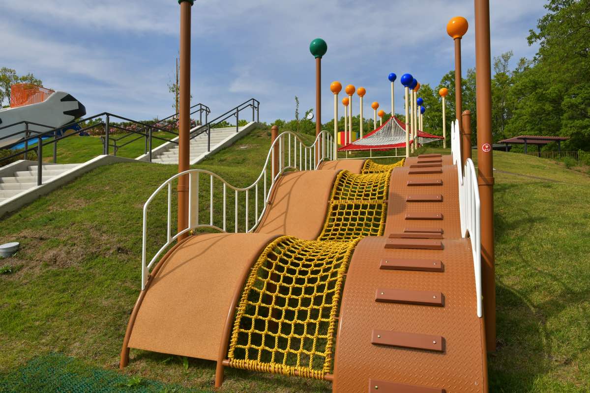 山梨県立愛宕山こどもの国・少年自然の家の施設評判オトコロドットコム