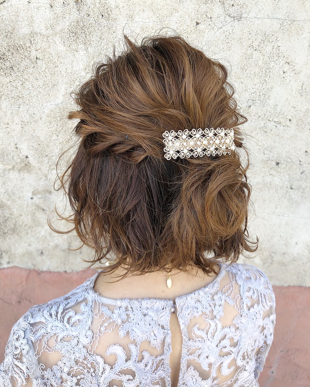 入学式の髪型を年代・スタイル別に紹介！ママにおすすめの簡単セルフアレンジ