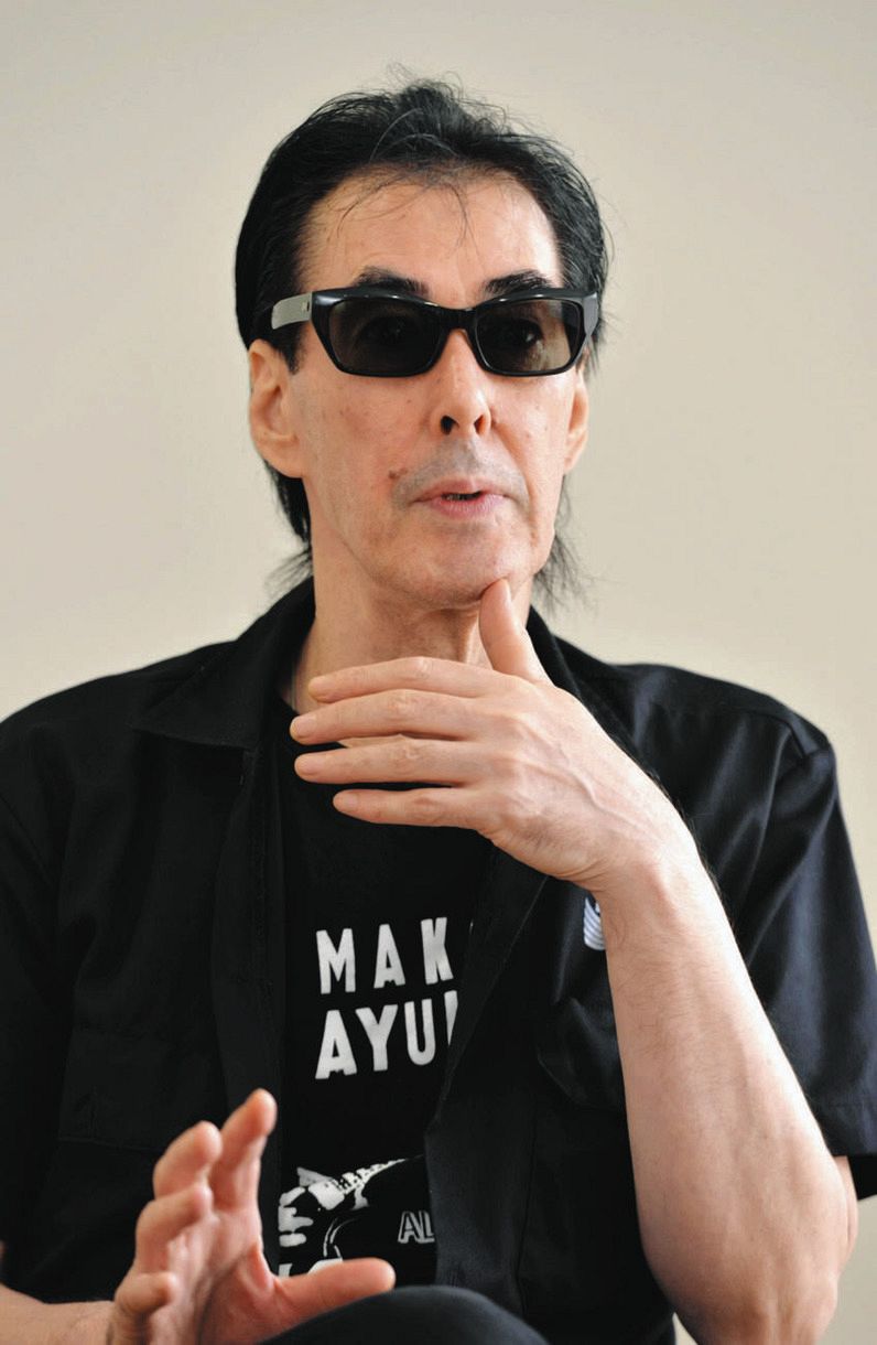 授業参観の度に「かっこいい」と言われた父親が10年後「時間止まってる？」と驚愕の声がやまない父子の姿が870万再生 1 3ねとらぼ