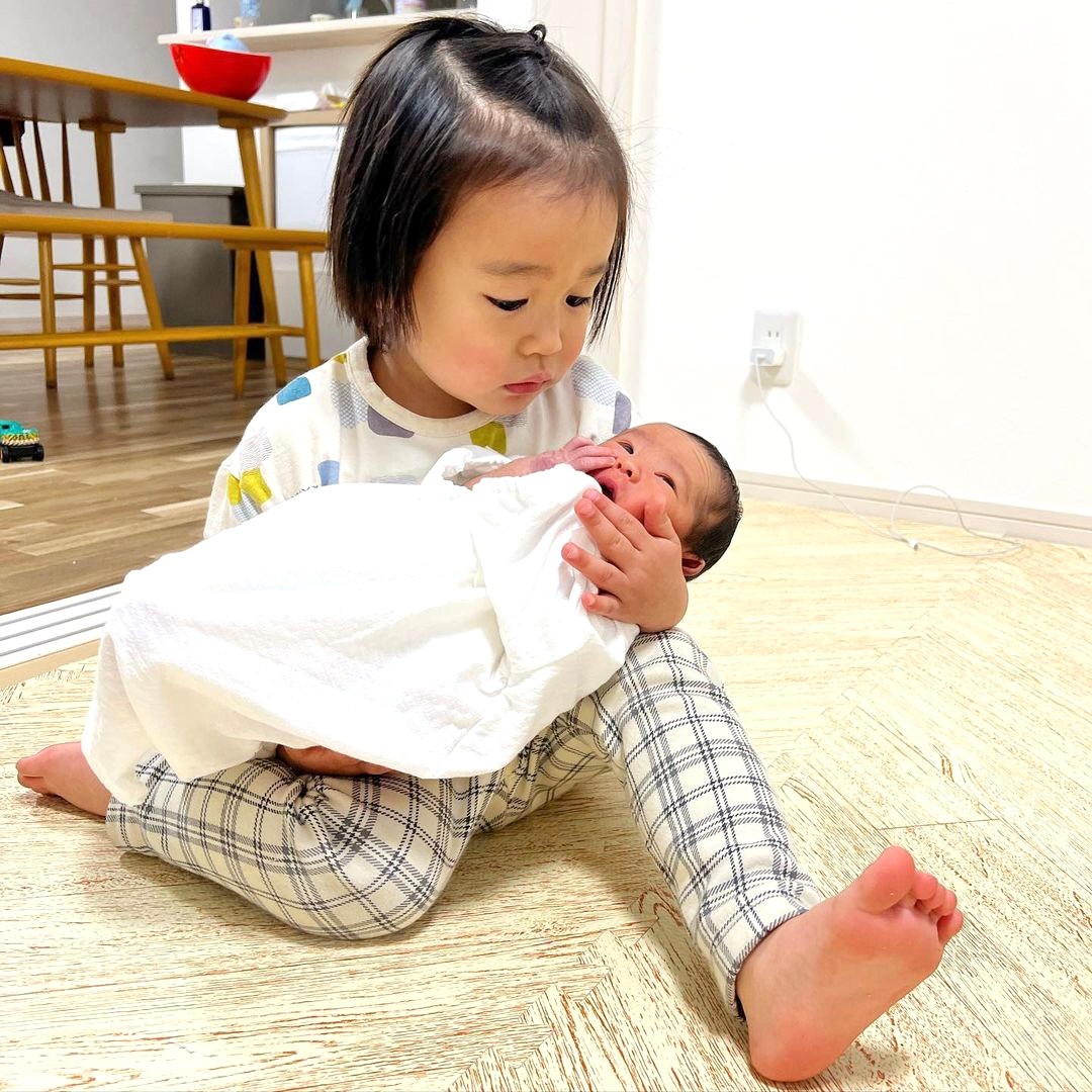 赤ちゃんの顔は“逆さま”に見てもかわいい」理由が判明 大人だと違和感があるのになぜ？顔の魅力を研究者に聞いたFNNプライムオンライン