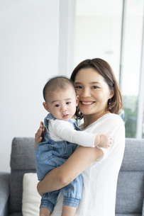 マザコンと母親思いの違いはたった１つ！マザコン男の特徴を徹底検証あめのそよかぜ