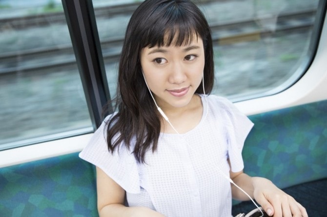 電車内の居眠りのイラストかわいいフリー素材集 いらすとや