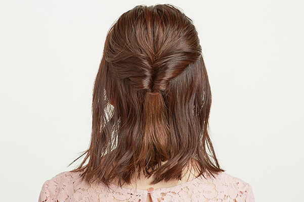 結婚式お呼ばれアップスタイル14選 セルフヘアアレンジのやり方も紹介