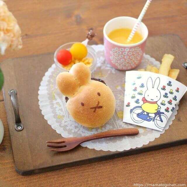 2歳の誕生日ご飯にぴったり！子どもが喜ぶ人気レシピ15選モグモマガジン