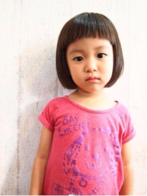 小さい女の子① 全身・万歳 のイラスト素材61484310- PIXTA