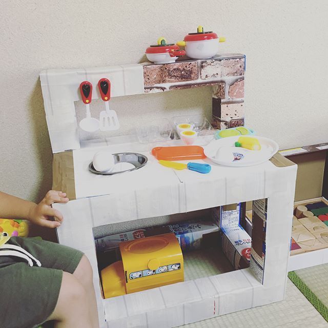 ダンボールキッチンの作り方〜本体②100均グッズで楽しく手作り+｡*・♪