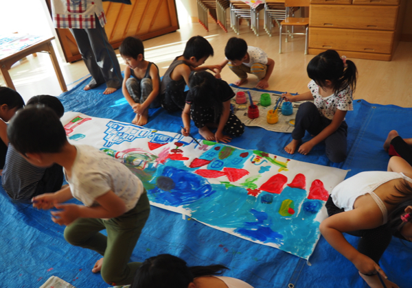 おれんじ ５歳児 室内遊び☆仲間集めゲーム - おおわだ保育園 子どものようす