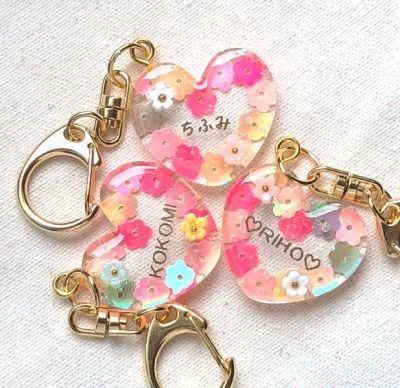 Kクレイと落ち葉で秋のネックレスを作ろう！ 11月, 秋工作イベントアイデアイベント工作キットの「たのつく」