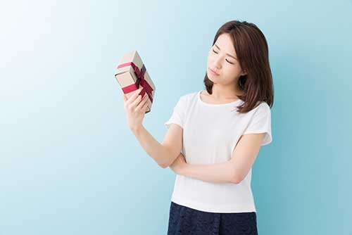 彼氏に人気の記念日プレゼントランキング2025！手作りプレゼント、メッセージ文例も徹底紹介！ベストプレゼントガイド