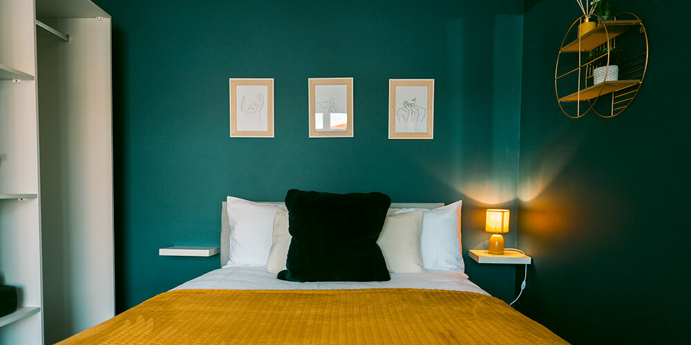 楽天市場全品10％OFF×15日限定クーポン+P10倍 15日20時〜4H 壁紙 のり付き おしゃれ クロス 輸入壁紙 紙 店舗 内装 撮影ドイツ製 はがせる 子供部屋 キッズルーム かわいい 空 気球 ルーフトップ ラリー X7-1001 C-F-1 : 窓際貴族 mado