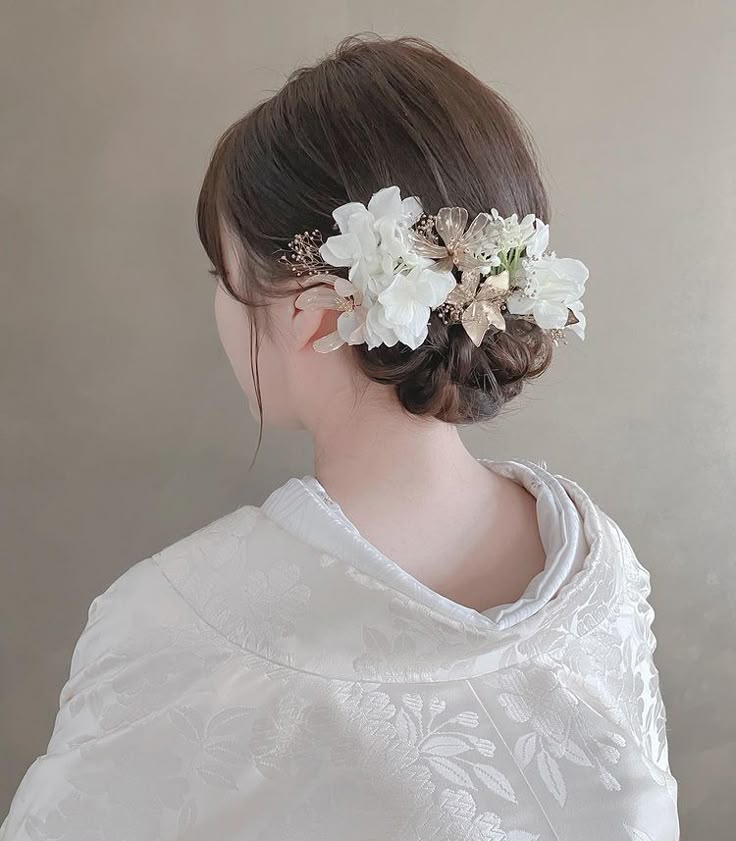 50代母親 結婚式・洋装の髪型マナー＆ドレスに合うヘアスタイル集 - IKINAイキナ