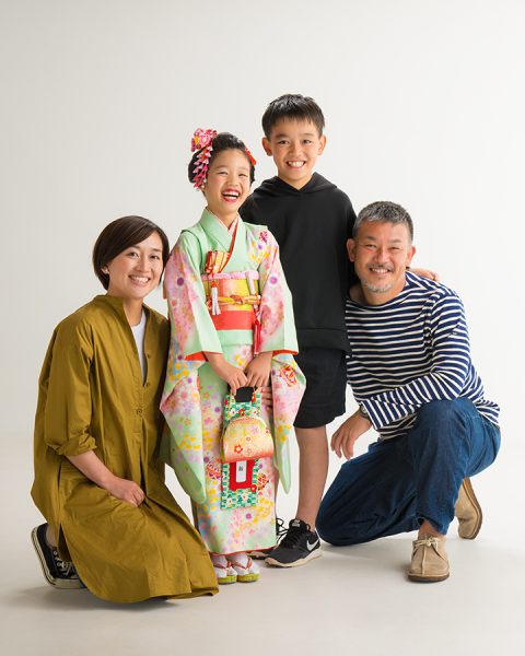 親もおしゃれに、自由に。七五三など家族写真撮影での服装に困ったら — 株式会社クッポグラフィー ウェディングフォト・ファミリーフォトの撮影