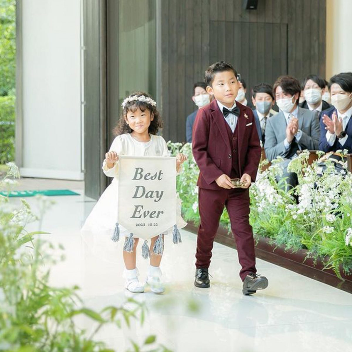 挙式が和やかムードに♡小さな天使のフラッグボーイ＆フラッグガール - ドレッシーズ