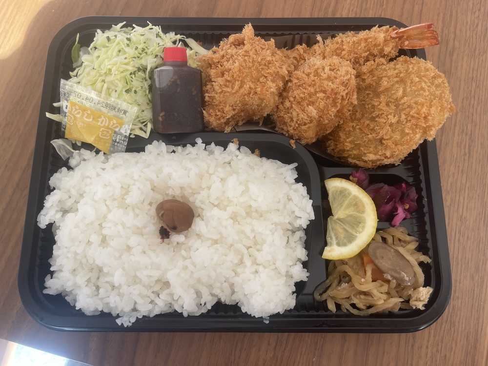 絶品とんかつを堪能！大金平にある弁当と惣菜の店「港や」 - 松戸に住もう