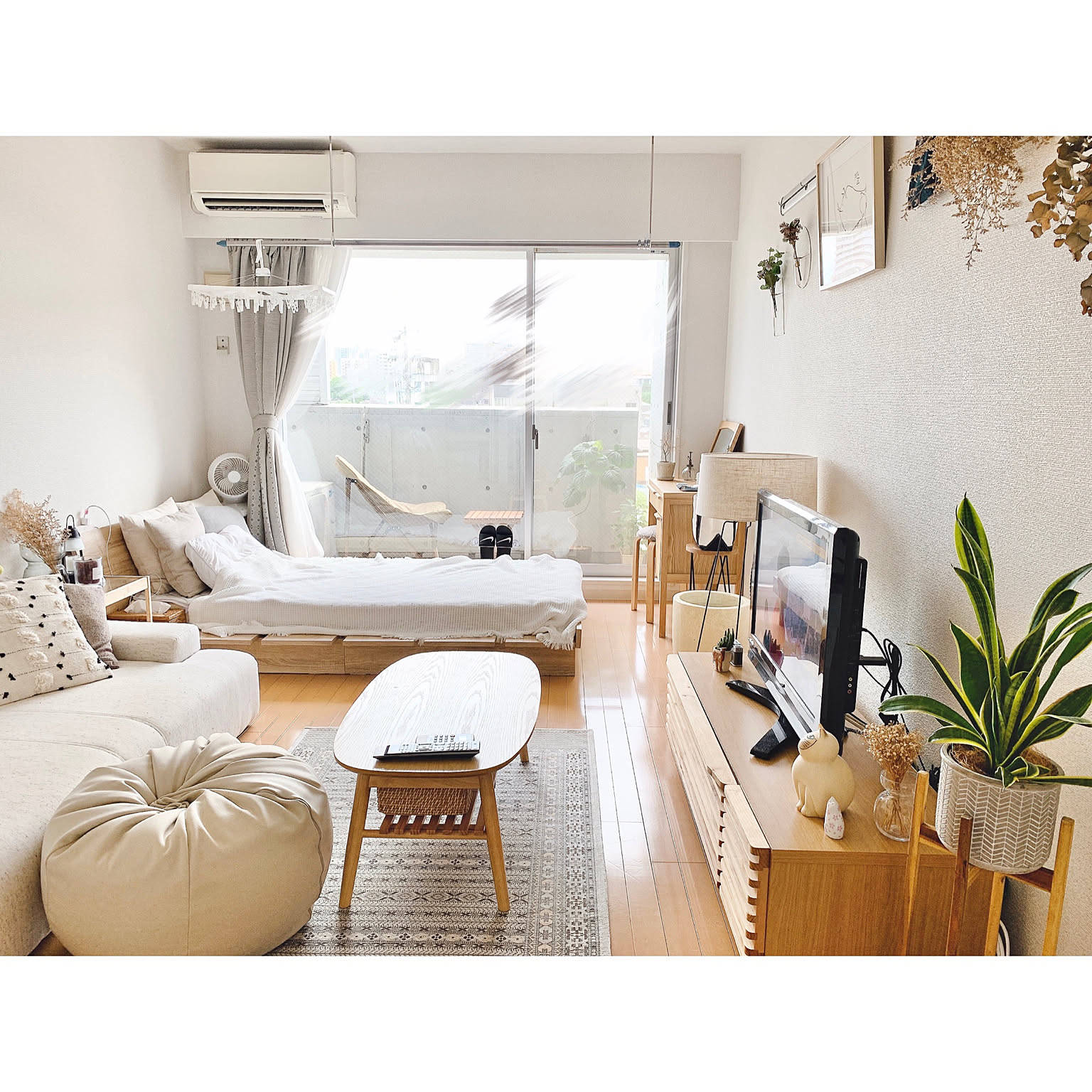 ワンルーム永遠の課題「リビングと寝室の2部屋に分けたい！」を、間仕切りでかなえる♫folk