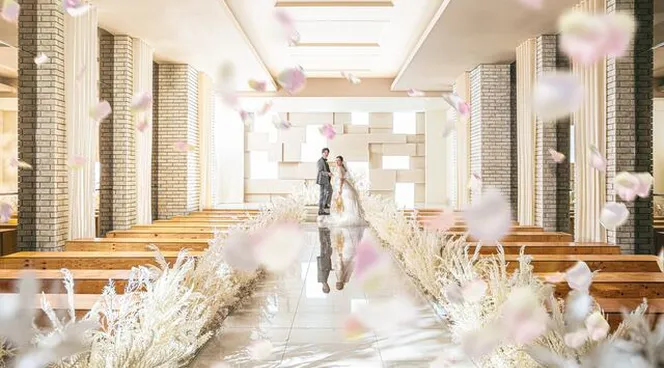 ウェディングドレス・和装 式場公式写真 ：THE CLASSICA BAY RESORTザ クラシカ ベイリゾートBP グループで結婚式みんなのウェディング