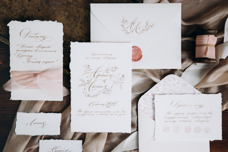 手作りで節約！結婚式の招待状 基本知識 - ぐるなびウエディングHOWTO