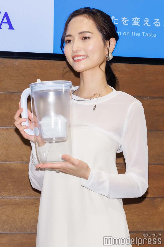 俳優から起業家に転身した山賀琴子さんから学ぶ〝キャラ立ち〟の極意「自分を貫くために〝好きでいる努力〟も惜しみなく」Oggi.jp