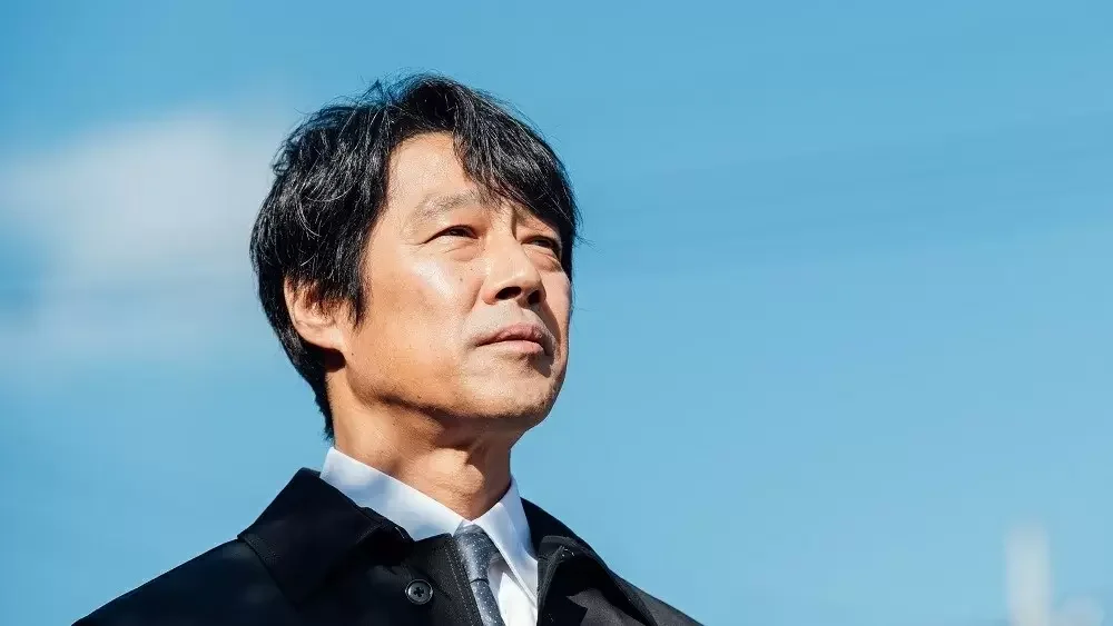 堤真一と鶴水ルイが結婚と噂の理由は奥様との驚き共通点！ - エンタメ魂