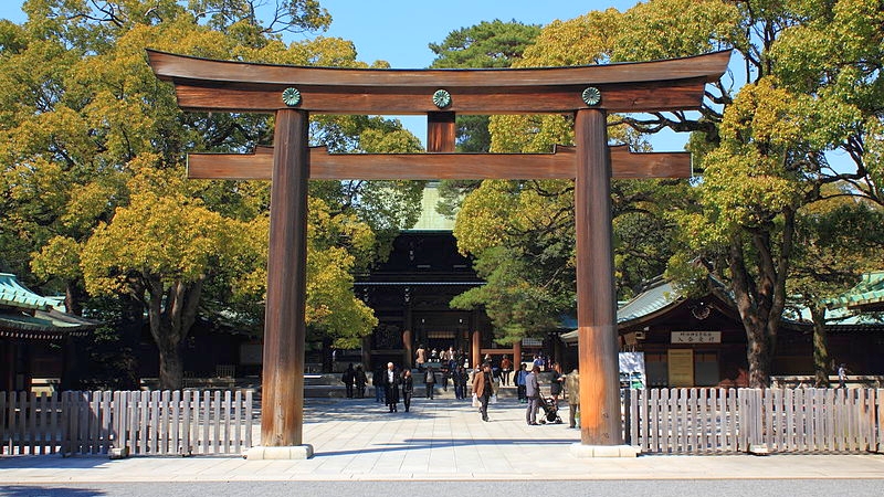 明治神宮第一鳥居 創建１００年を経て初めての建て替え その道のりと込められた思い。吉野杉が使われた理由とは。 – 奈良の木のこと