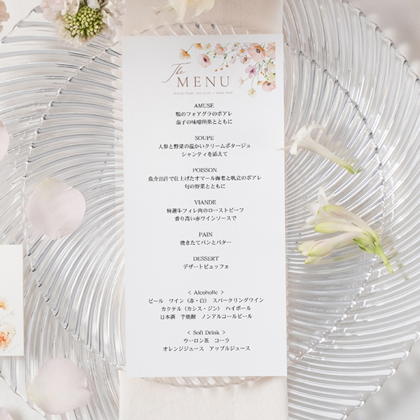 結婚式のメニュー表はおしゃれさ＆節約がポイント♡専門ショップやテンプレートも紹介＊ウェディングニュース