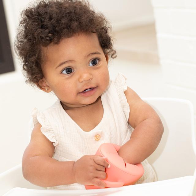 赤ちゃんのおやつケース持ち運びにおすすめ！お菓子が割れない子供用カップキテミヨ-kitemiyo