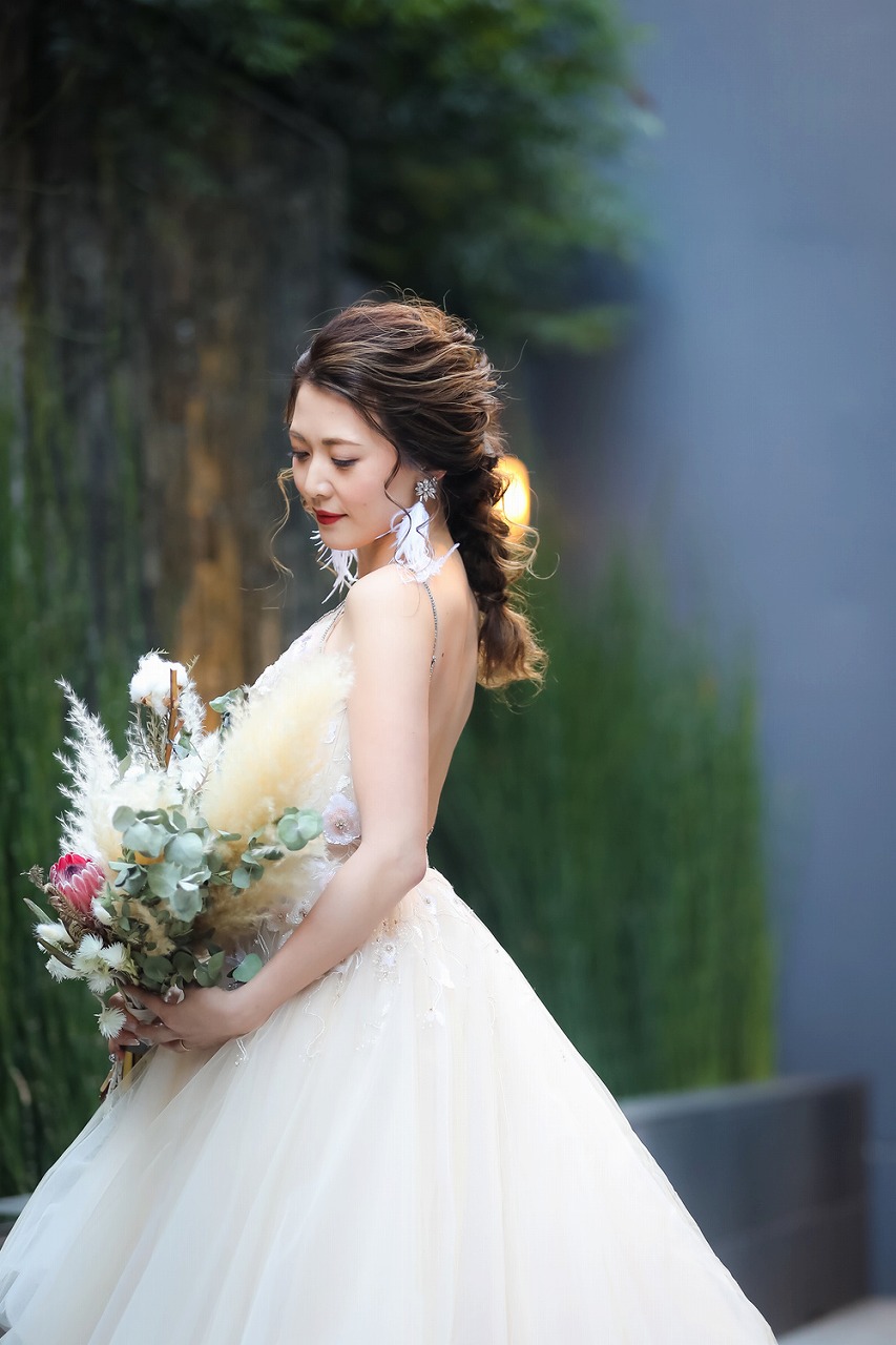 真似したい 白無垢ヘアは前髪あり・前髪なしで印象が変わる！顔タイプにぴったり合う髪型の選び方 - 結婚写真・フォトウェディング のお役立ち情報阿部写真館-大阪本町靭公園店