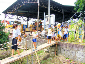 那珂市立ひまわり幼稚園」の内覧会を行いました！ 市内5つの幼稚園が統合し、いよいよ４月に新しく開園する「那珂市立ひまわり幼稚園」。内覧会では多くのかたにピッカピカの幼稚園をご覧いただきました♪ 広々としたグラウンド、体育館にはボルダリングで遊べる壁面