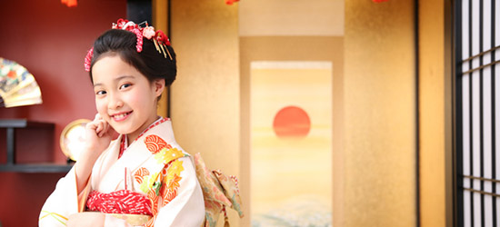 7歳七五三の髪型 前髪なしのおすすめアレンジ - ハピリィフォトスタジオ