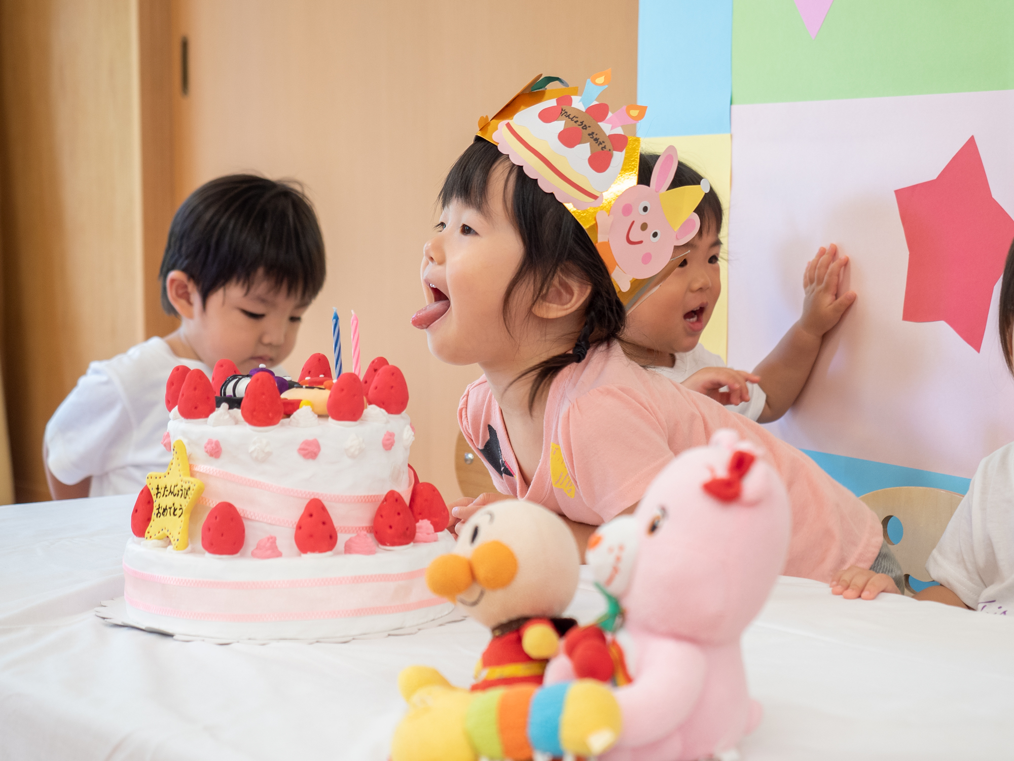 バースデーパーティーハット 誕生日 王冠 ベビークラウン リボンクラウン 1歳 キッズ one バースデーハット 帽子 帽子 ベビー・キッズpetitbouquet＊納期要ご確認 通販 17658422Creema クリーマ