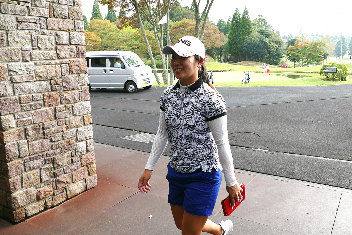 写真： 大相撲 比嘉真美子の婚約者＆角界一のゴルフ好き・勢 渋野の快挙に大興奮東スポWEB