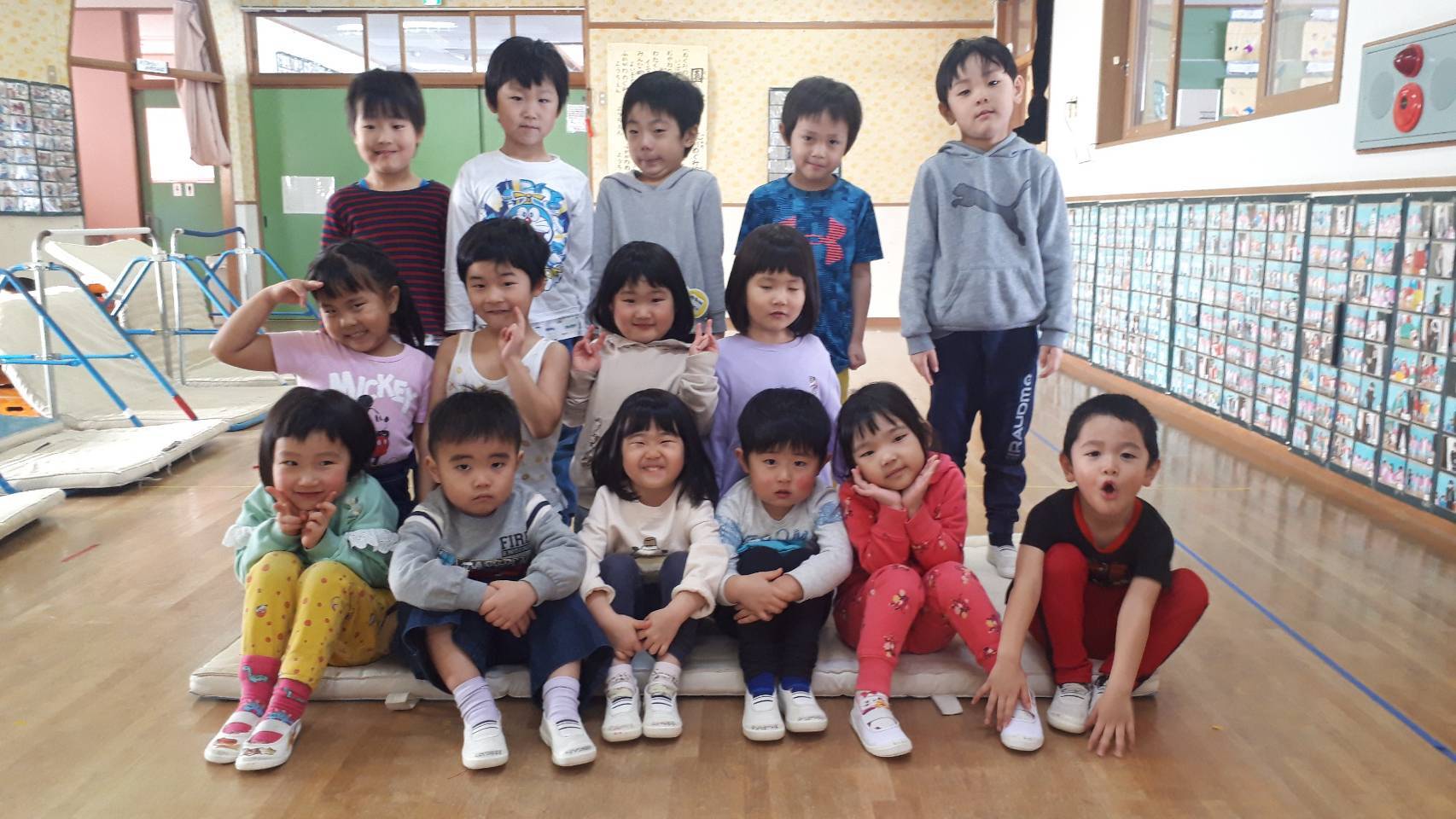 入学式の思い出をきれいに残そう！お友達一緒の集合写真ポイントまとめタートルコラムフォトスタジオタートル