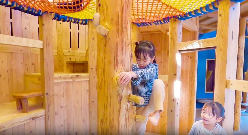 木に触れ、森を感じて遊ぶ屋内木育広場「あそびハウス こどもと森」2020年6月19日 金 オープン！池田町役場のプレスリリース