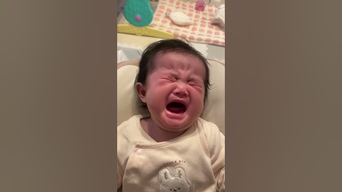 赤ちゃんはなぜ激しく泣くの？泣いたらどうしたらいい？ギャン泣きする原因と対処法-おむつのムーニー 公式 ユニ・チャーム