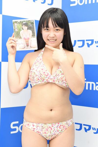 Pottya。左が高橋祐香。 - ぽちゃドルPottyaから高橋祐香脱退、重大な契約違反のため