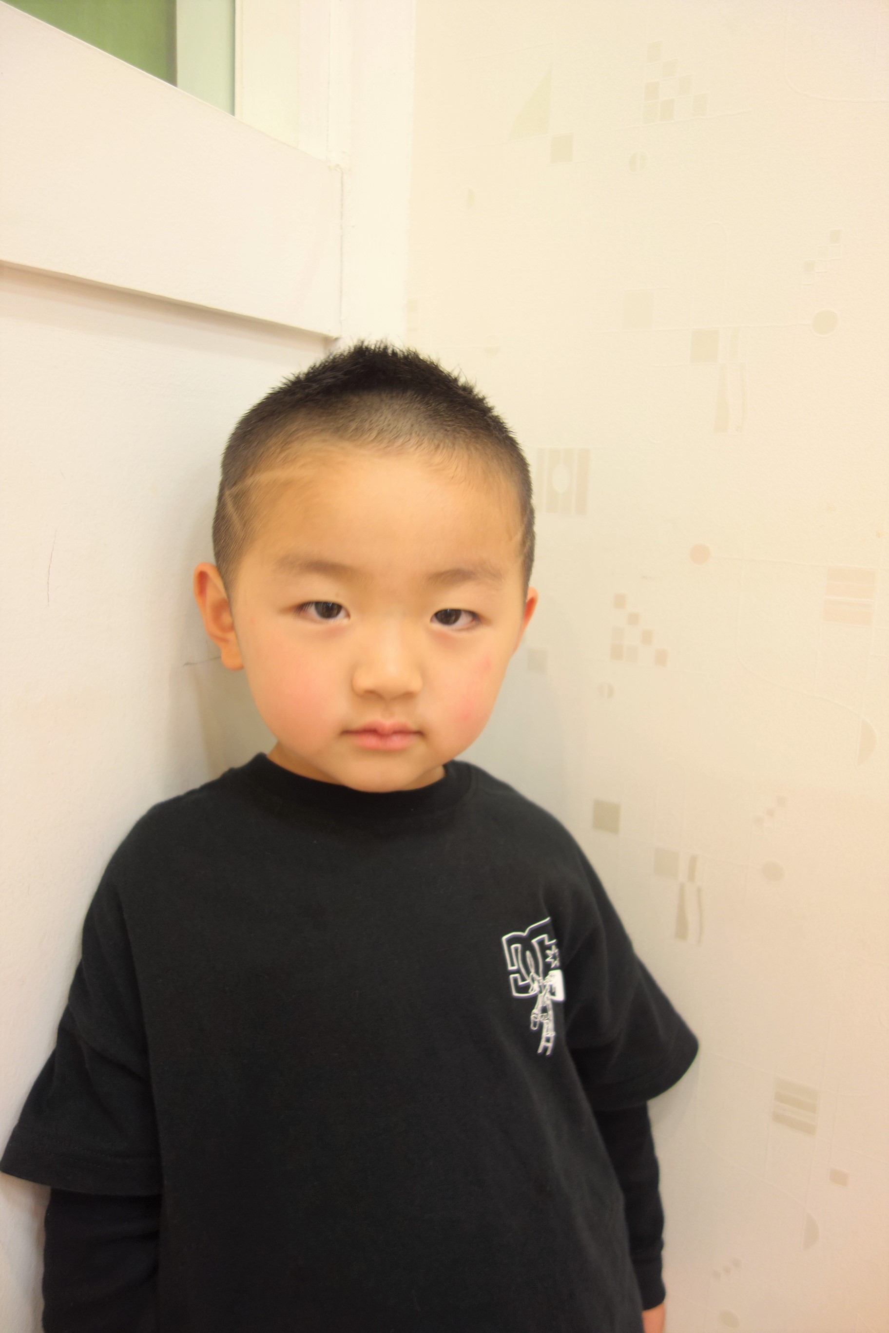 buzzカット ボウズスタイル 豊中フェード - 男性・メンズ専用ヘアサロンは大阪の サードプレイス-Third Place-