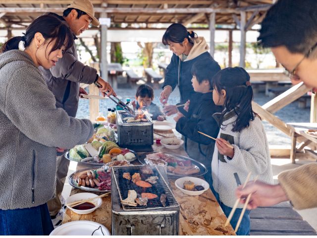家族みんなでバーベキュー！は絶対いい思い出になりますね – バーベキューハウスひぐらし
