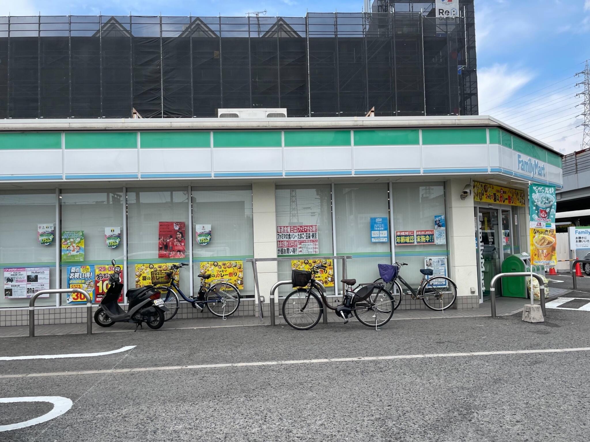 ファミリーマート 泉大津穴田店」(泉大津市-ファミリーマート-〒595-0032)の地図/アクセス/地点情報 - NAVITIME