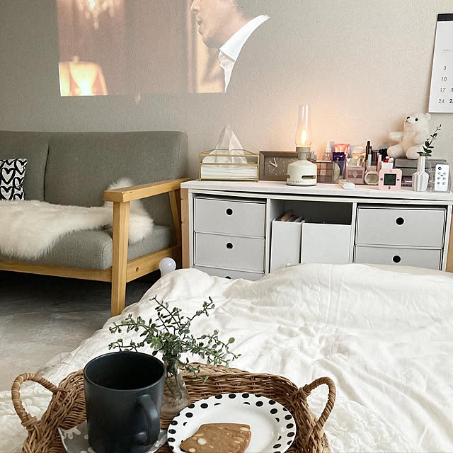 可愛い！ 女子高生の部屋のインテリア実例15選！買うべきおしゃれなプチプラ100均雑貨や片付けが楽な部屋は？インテリアまとめサイト -LUVINTERIOR