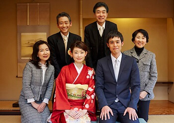 大きいサイズ 19号 フォーマルセットアップ 黒 春秋 4L ワンピース 両家顔合わせ母親の服装の