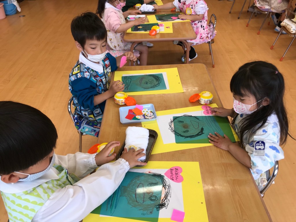 母の日のプレゼント制作明幸幼稚園 すまいる保育園 – 新潟県長岡市 認定こども園