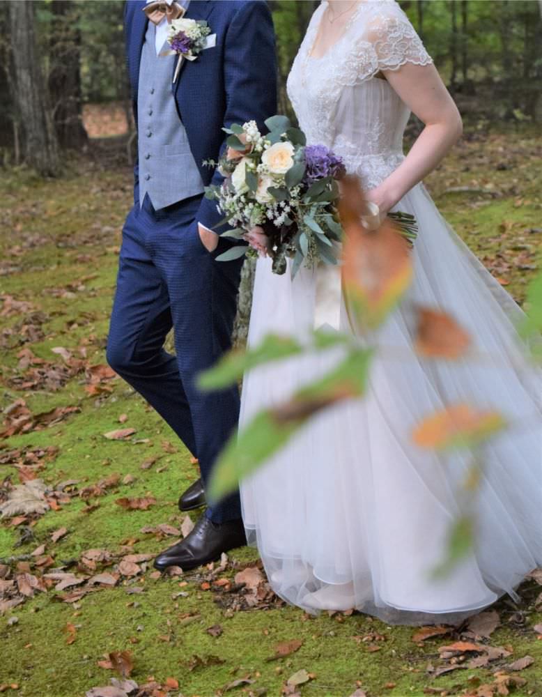 梅雨の季節の結婚式のウエディングブーケや会場コーディネートには、紫陽花 アジサイ がぴったり。 – ￼大阪の結婚式情報