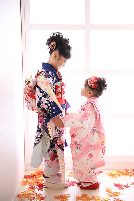 おしゃれな家族写真におすすめの服装&飾り方こども写真館プレシュスタジオ 七五三やお誕生日に