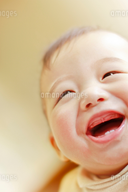 よく笑う赤ちゃんは賢い？よく笑う・笑わない子の違いや笑顔を引き出す方法知育・教育情報サイトorioriオリオリ