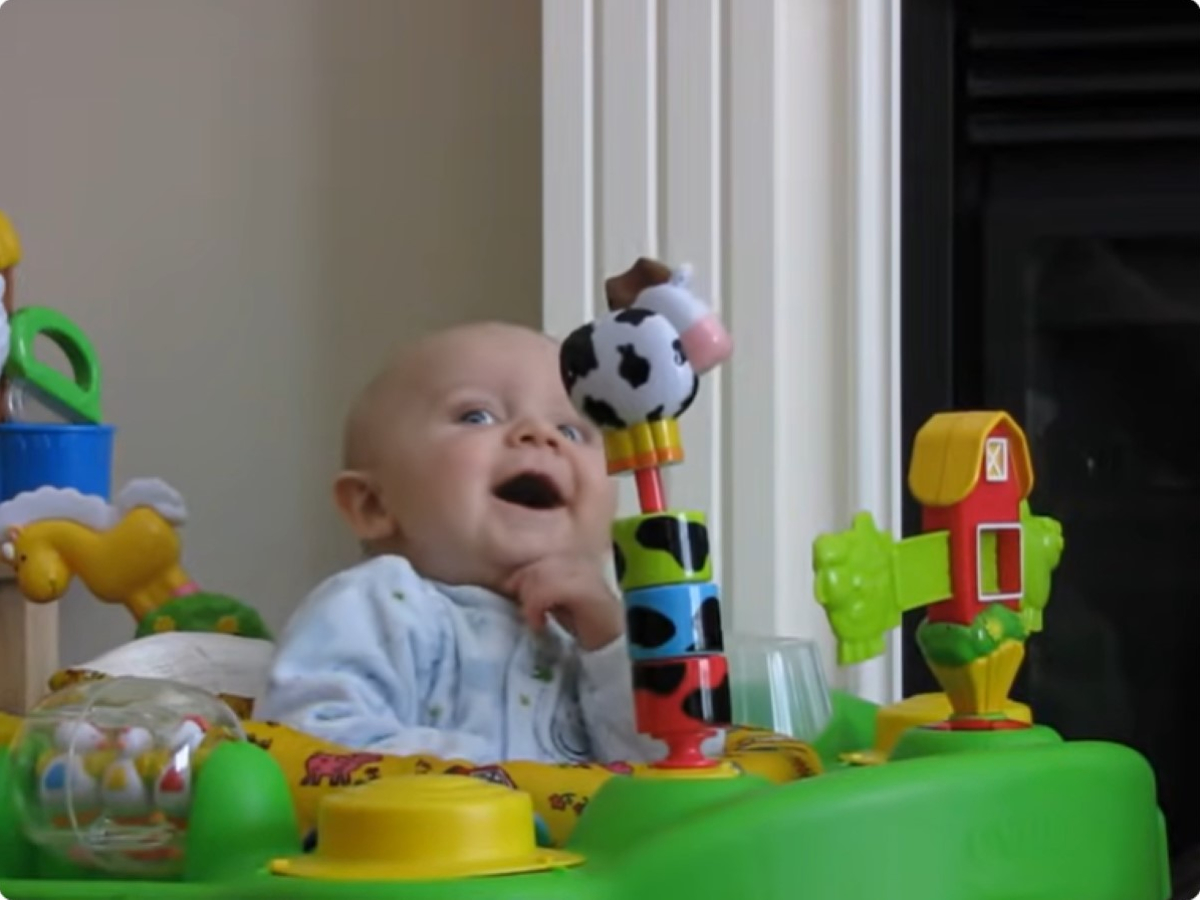 びっくりする赤ちゃん2 AI生成画像のイラスト素材107908003- PIXTA