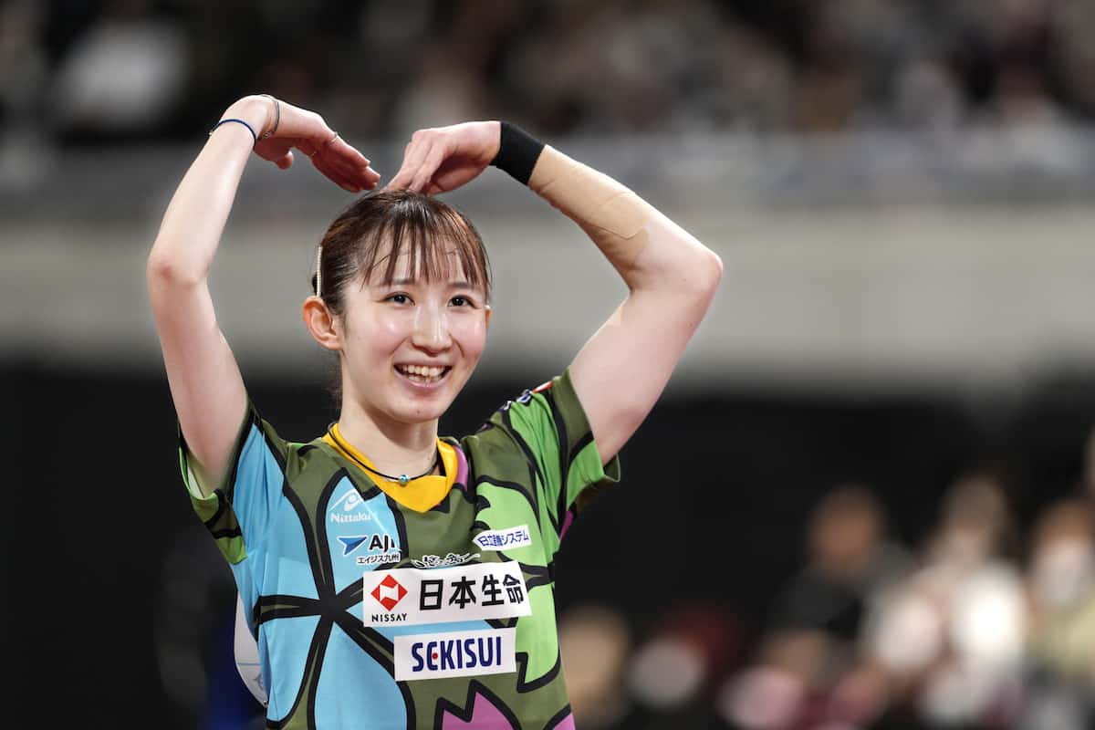 色々なポーズのひよこと卵のイラストセット の Stock ベクターAdobe Stock