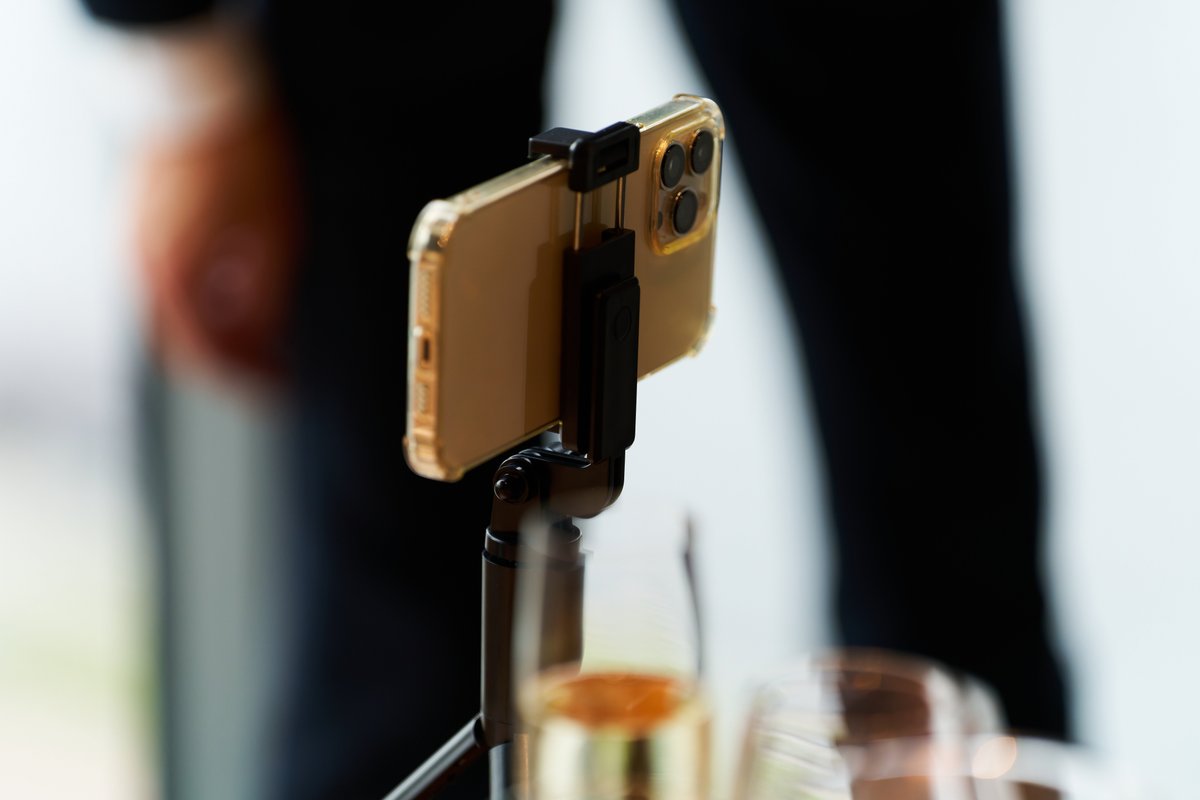 結婚式 定点カメラでビデオ撮影を行う方法